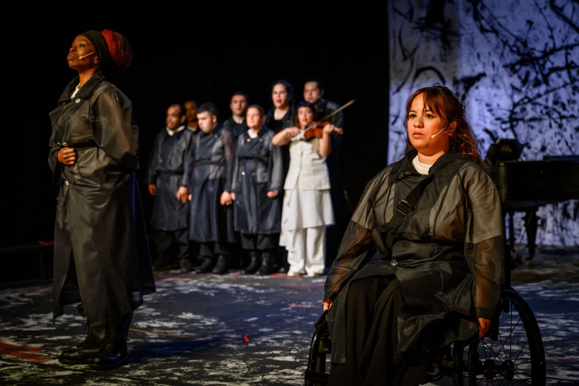 Nikki Manuputty | Studio Flabbergasted | Theater Babel